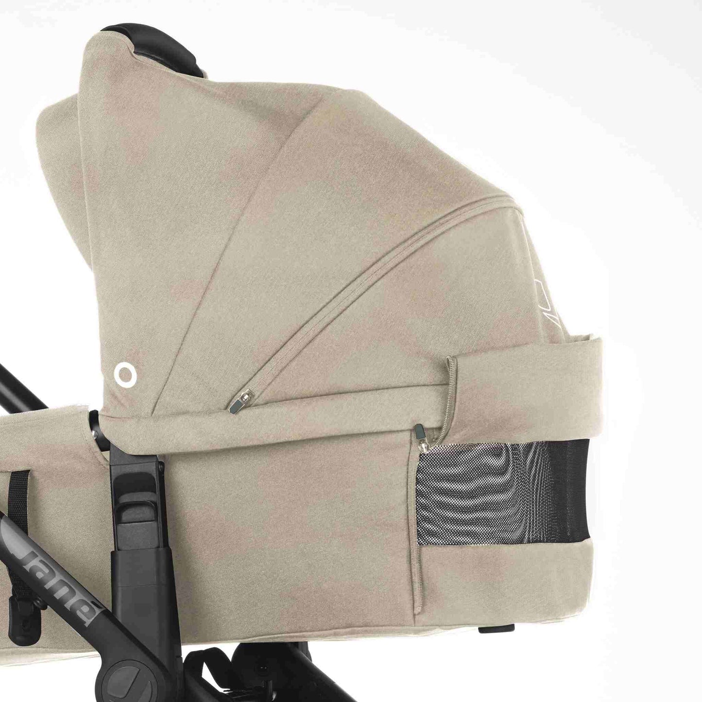 Trider-2in1-Carrycot- Sand-rear-vent-carrycot