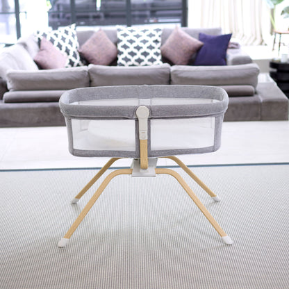 Babymore-Air-Motion-Crib-slate-grey-in-lounge-side
