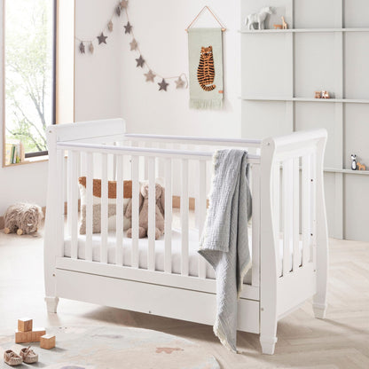 Babymore-Eva-2-Piece-Nursery-Furniture-set-cotbed-white4