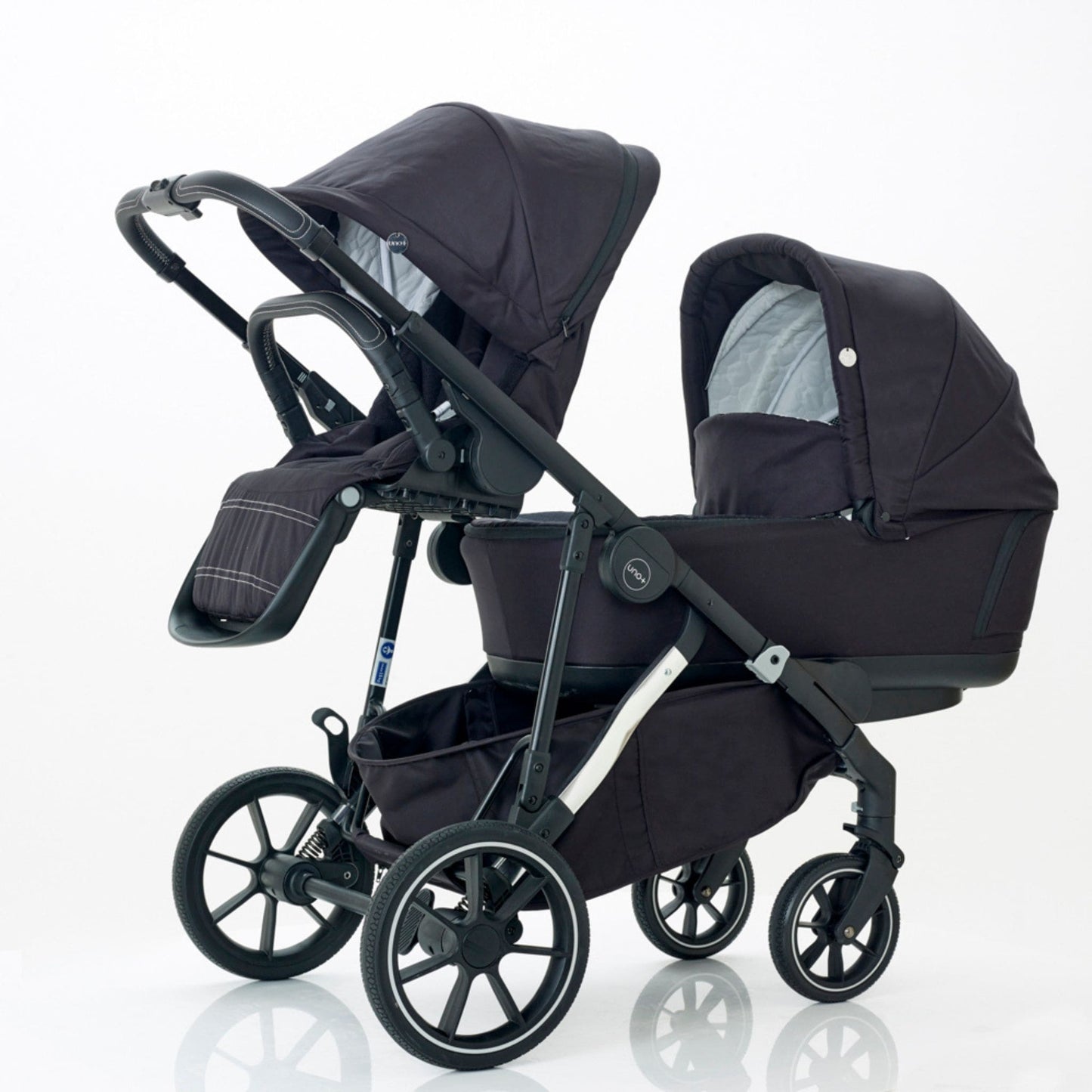 Mee-go Uno Plus Twin pram