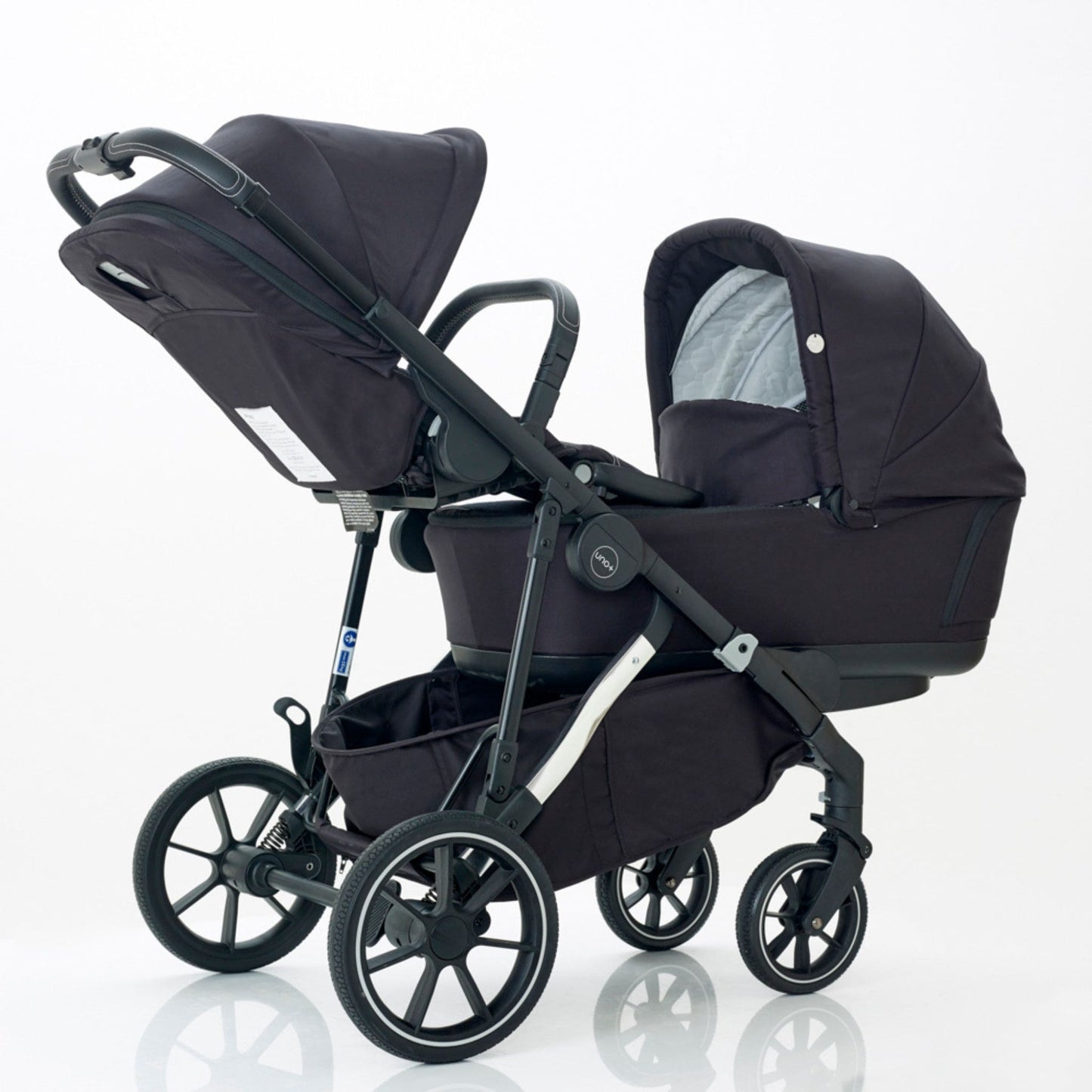 Mee-go Uno Plus Twin pram